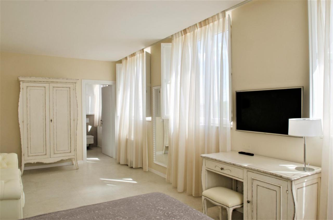 Junior Suite City View