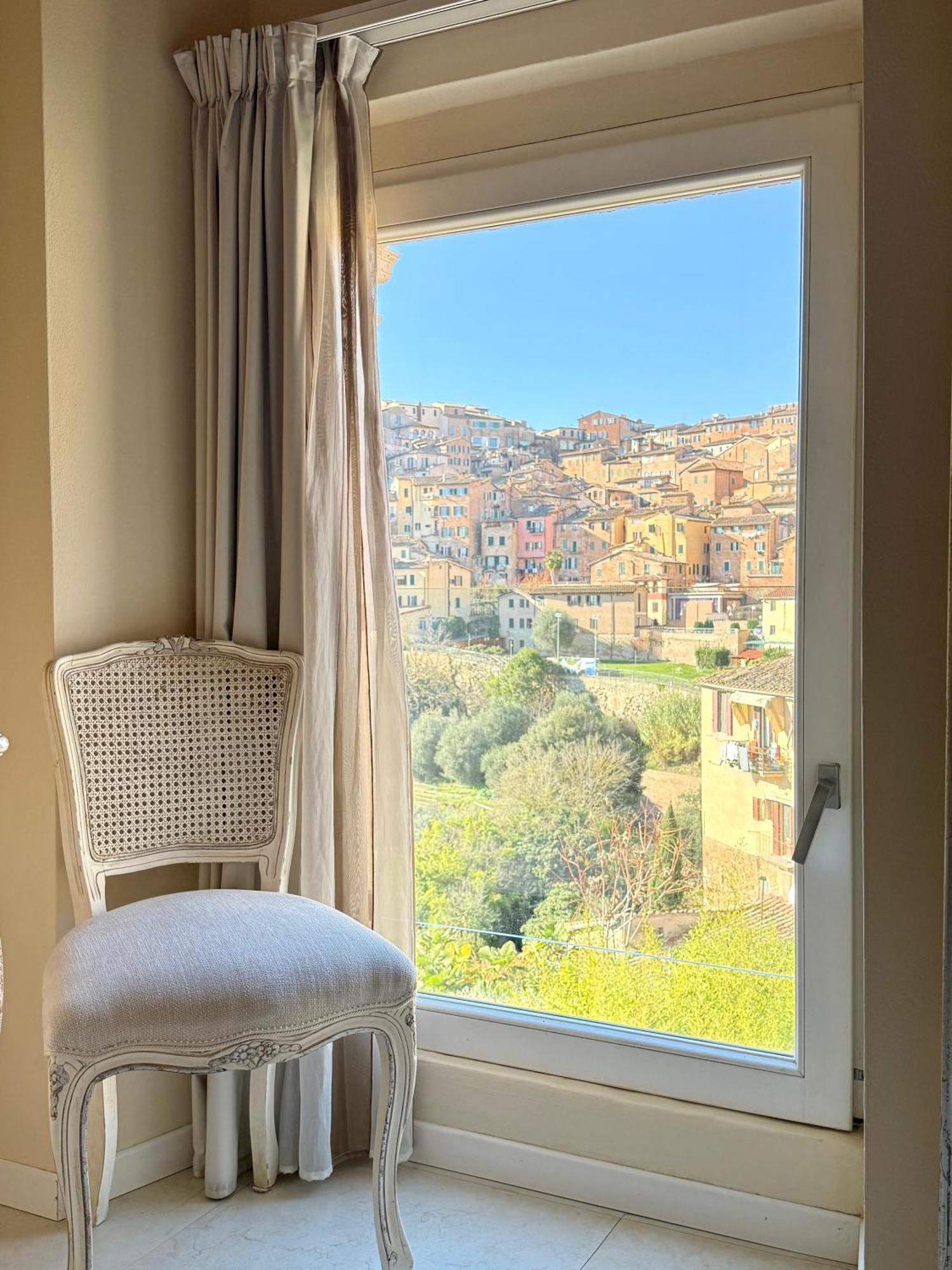 Superior Double Room City View