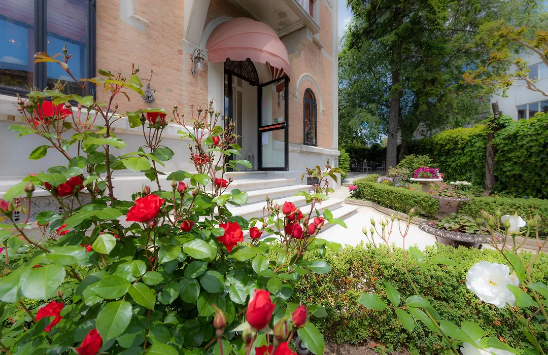 Villa Elda Boutique Hotel-1